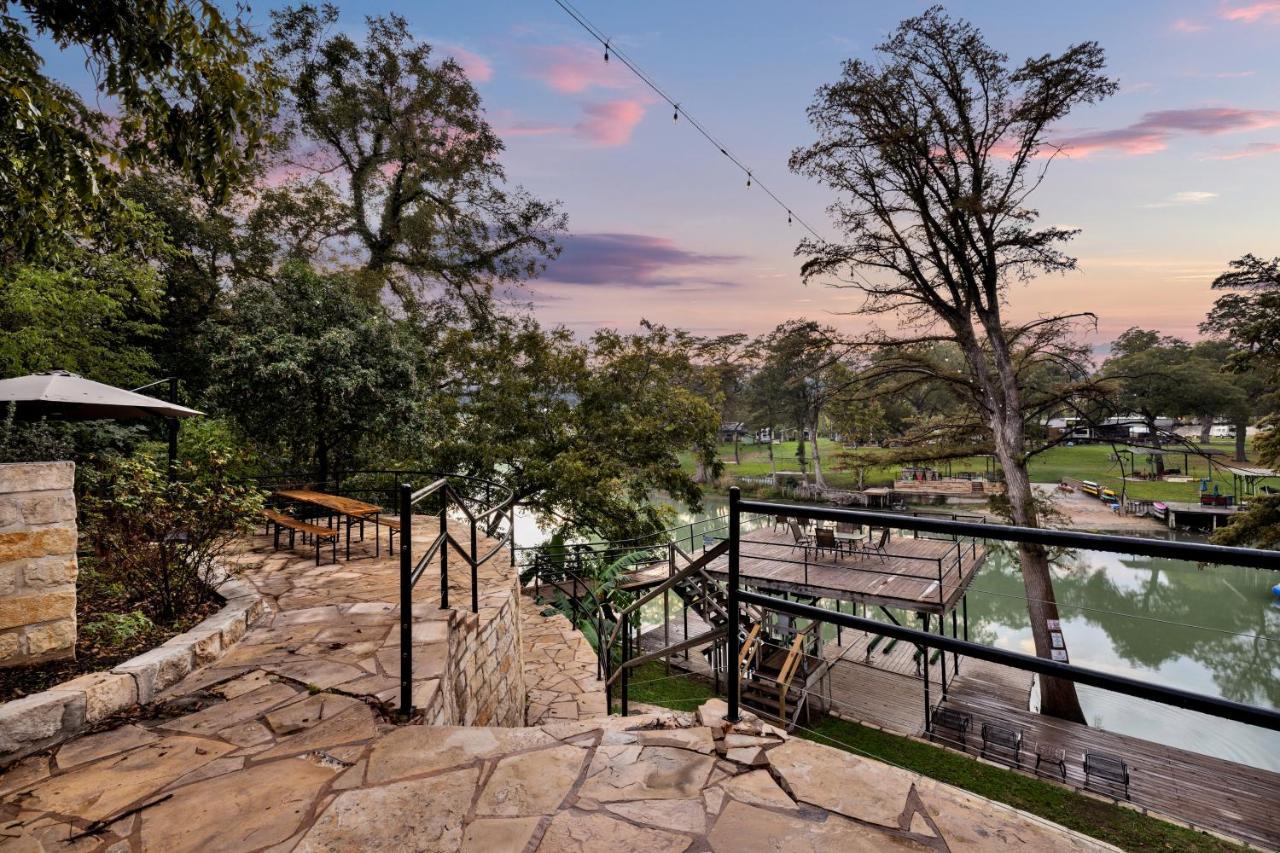 Luxury Lakefront Oasis With Boat Dock-Firepit McQueeney ภายนอก รูปภาพ